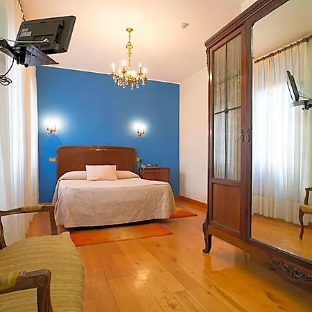 Casa Espana Hotel