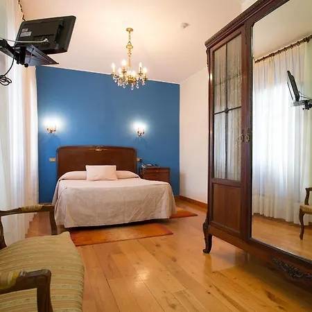 Casa Espana Hotel Villaviciosa (Asturias)