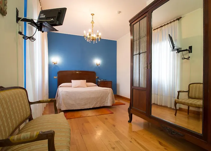 Casa Espana Villaviciosa (Asturias)